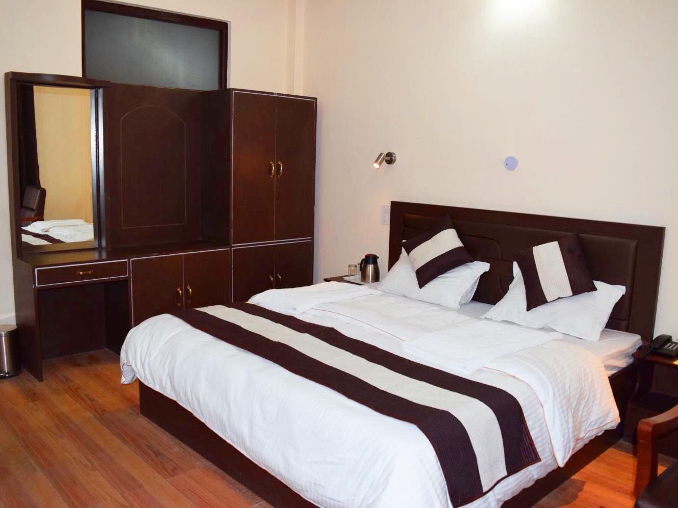 Deluxe Double Room, 1 Bedroom, Mountain View