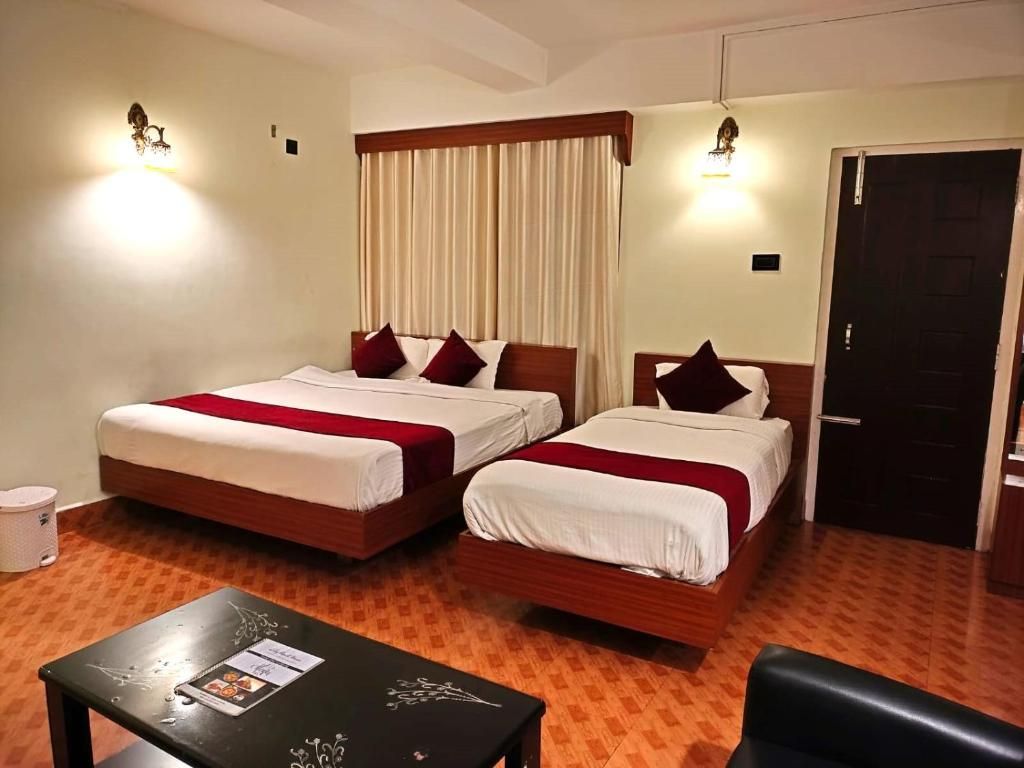 TRIPLE BED ROOM