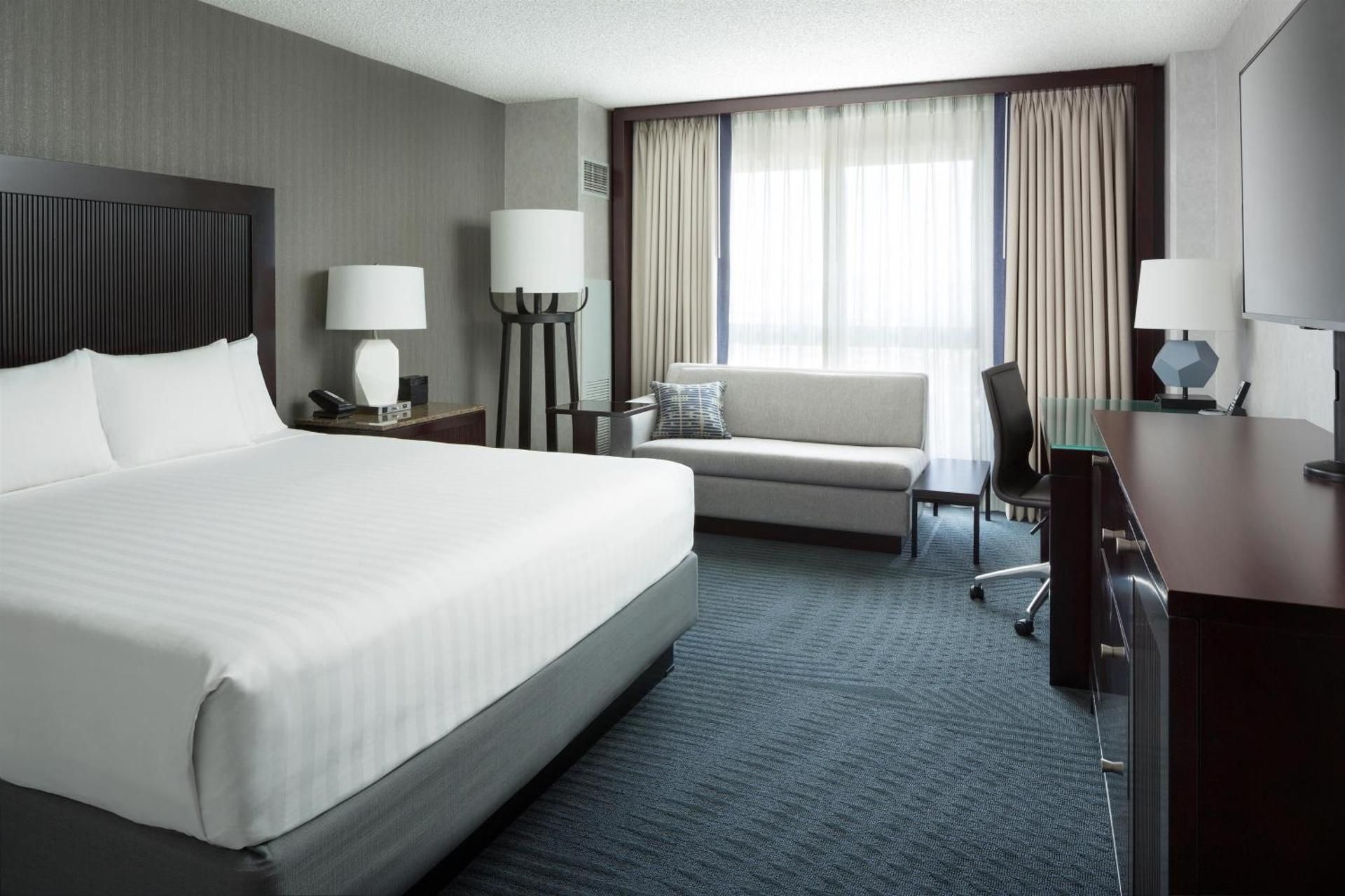 Bay View Two Queen Beds