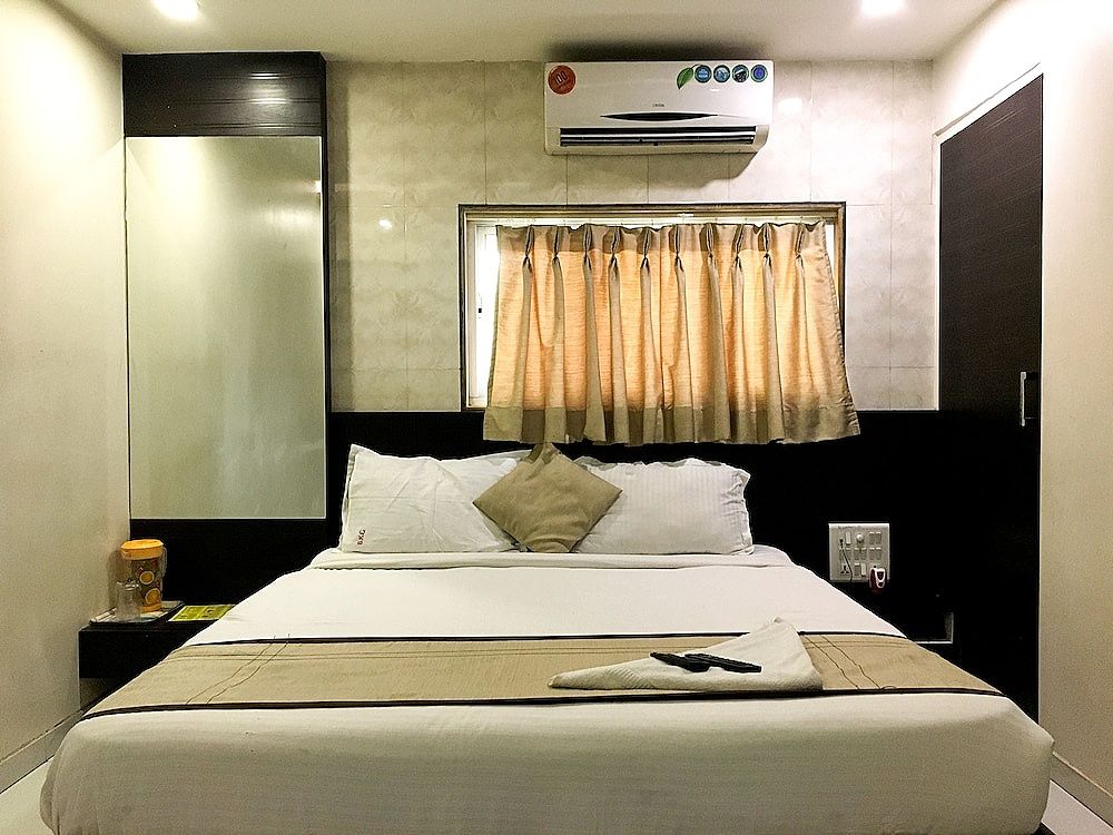 Hotel BKC Palace Inn Deluxe Double Room 5