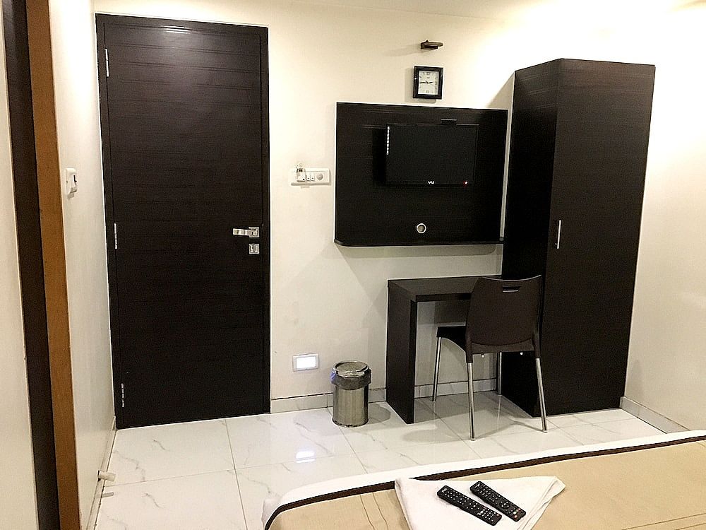 Hotel BKC Palace Inn Deluxe Double Room 19
