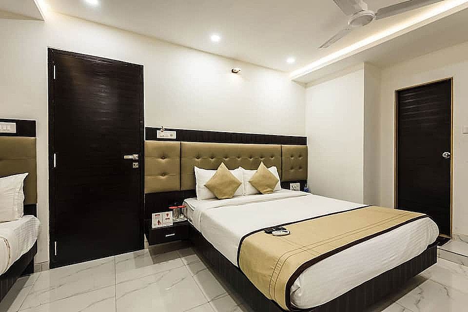 Hotel BKC Palace Inn Deluxe Double Room 15