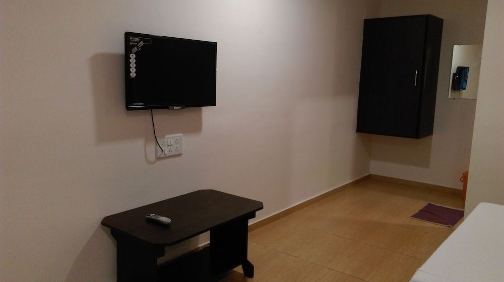 Sun Beach Resort Deluxe Double Room 12