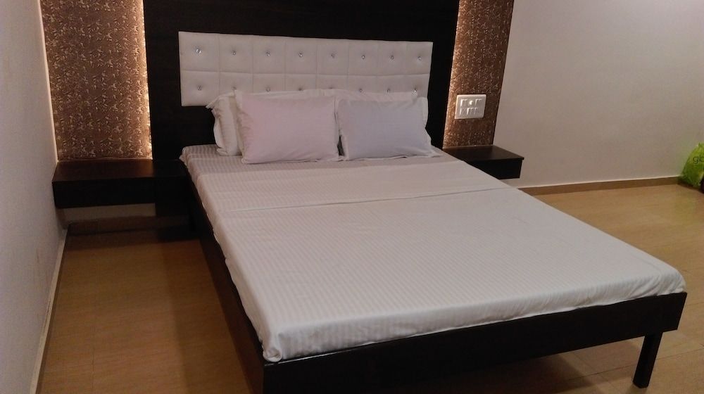 undefined Sun Beach Resort 4