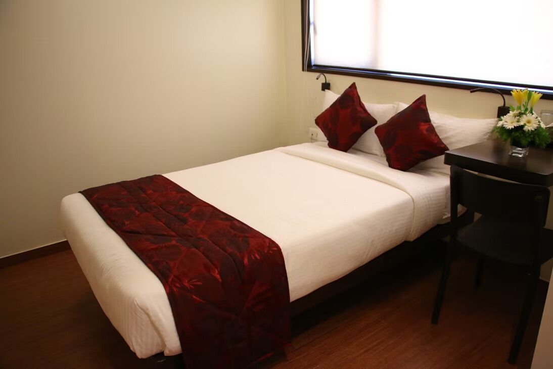 PREMIUM ROOM - SINGLE OCCUPANCY