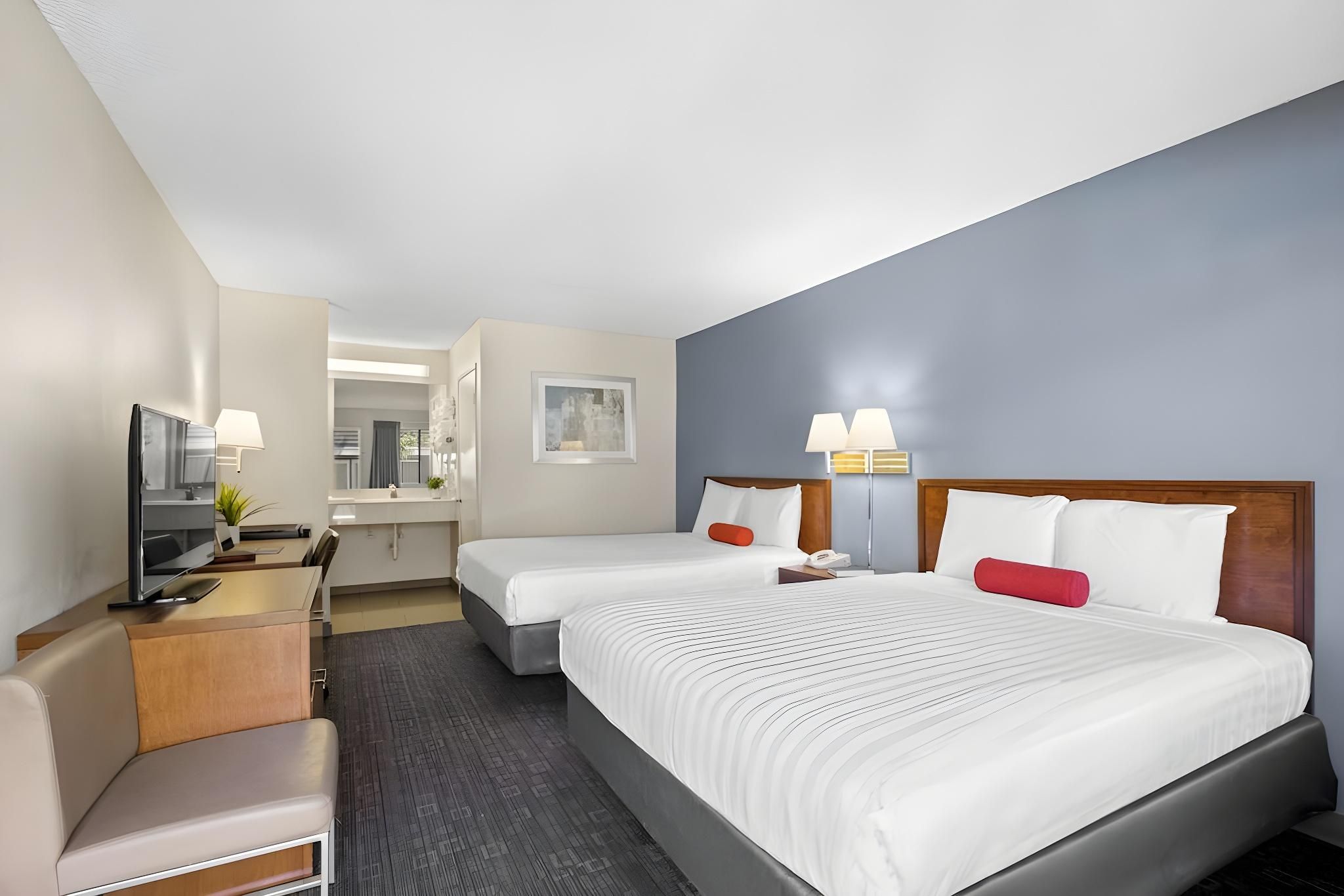 Good Nite Inn Camarillo Two Queen Bed Deluxe 2