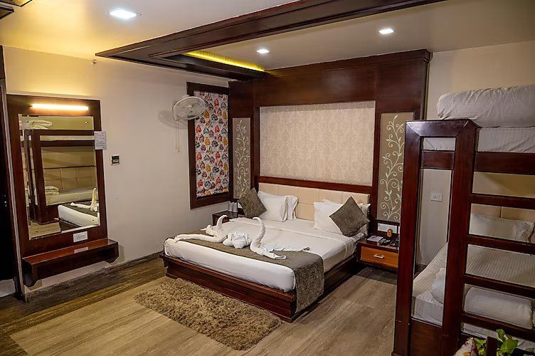Family Suite Room For Four Person
