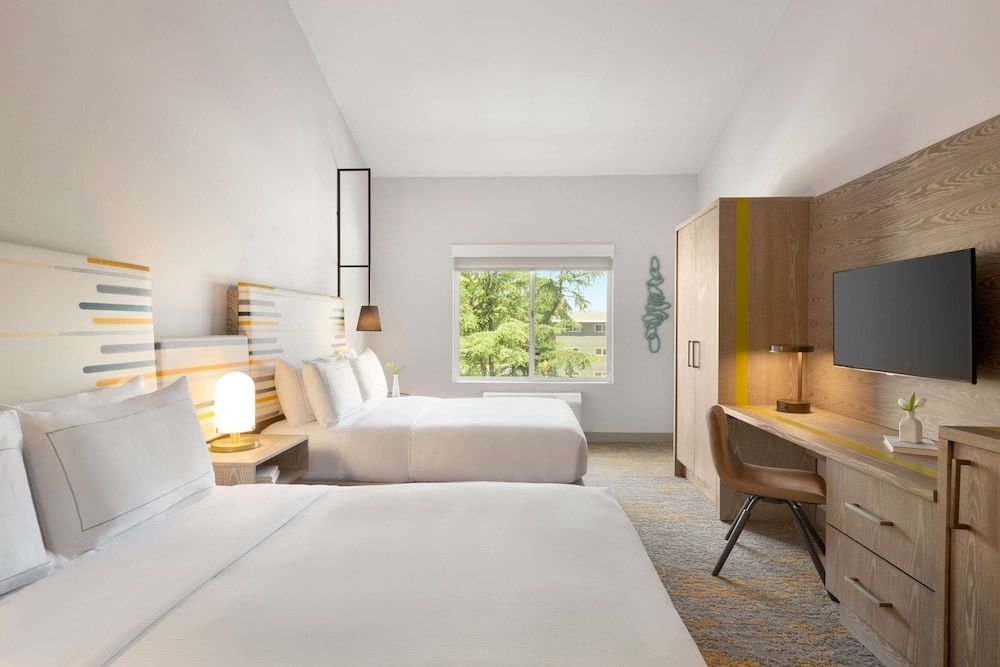 Room, 2 Queen Beds (Hearing)