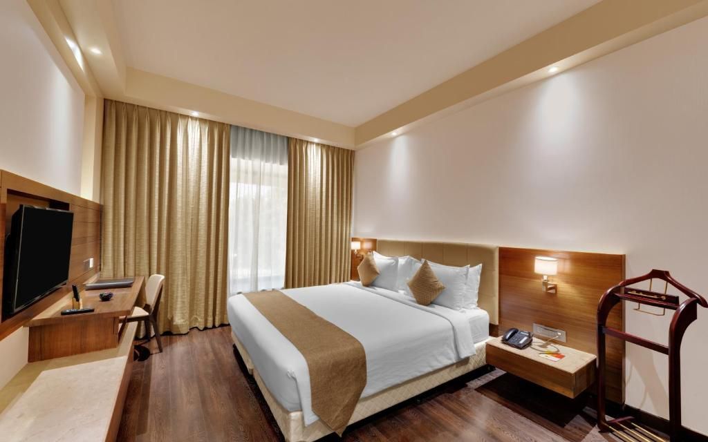 Fern Club Room