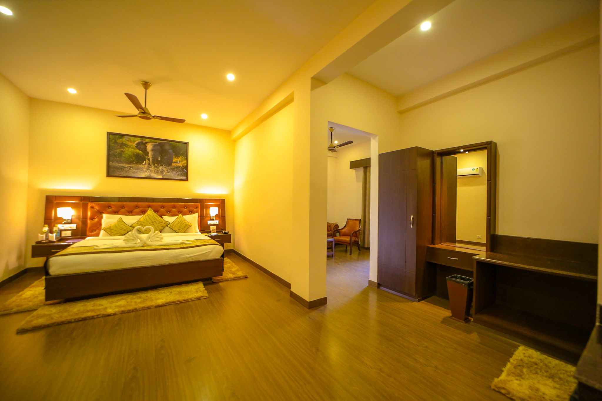 Leopard Suite Room
