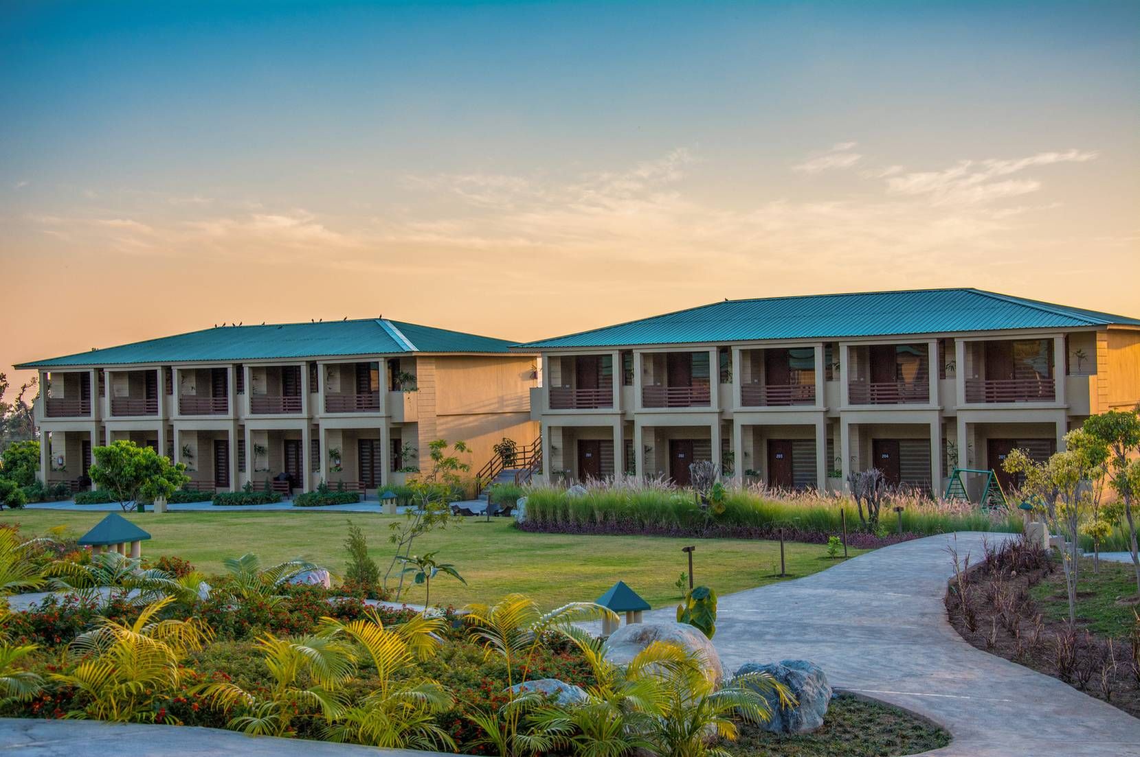 Resorts by the Baagh , Jim Corbett