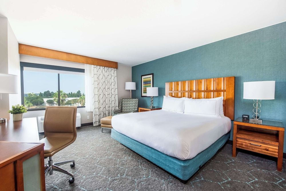 DoubleTree by Hilton Carson