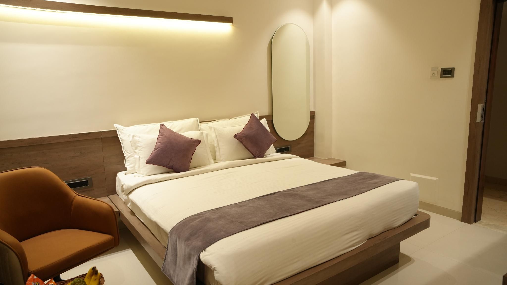 Jivanta Shirdi Standard Room 16