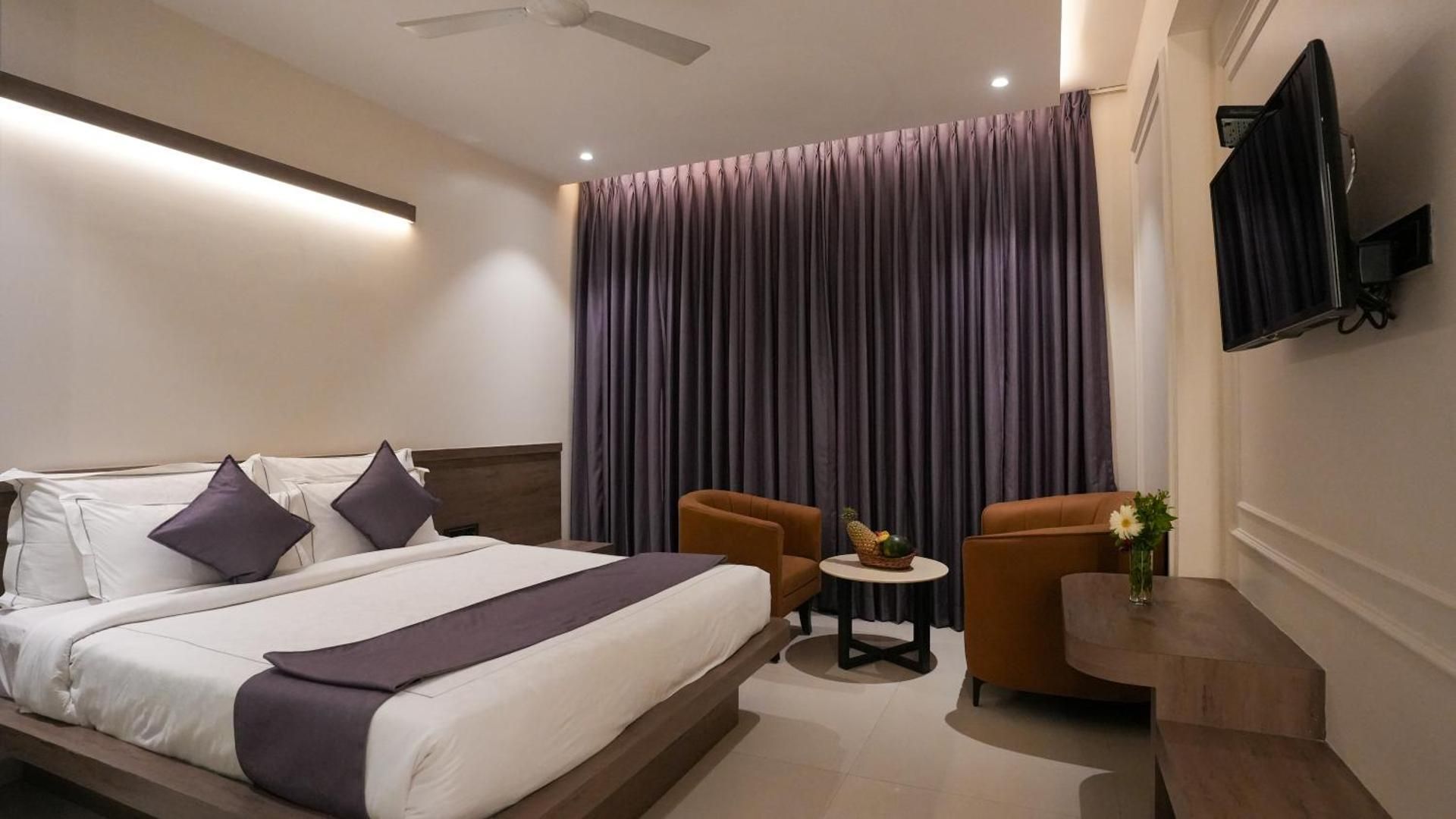 Jivanta Shirdi Deluxe Room 23