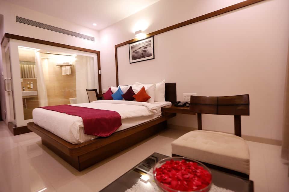 Jivanta Shirdi Deluxe Room 20