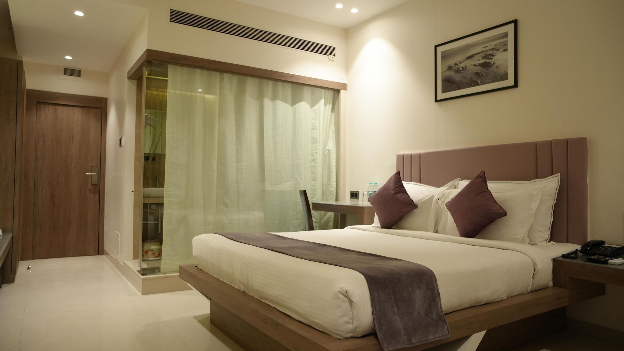 Jivanta Shirdi Deluxe Room 9