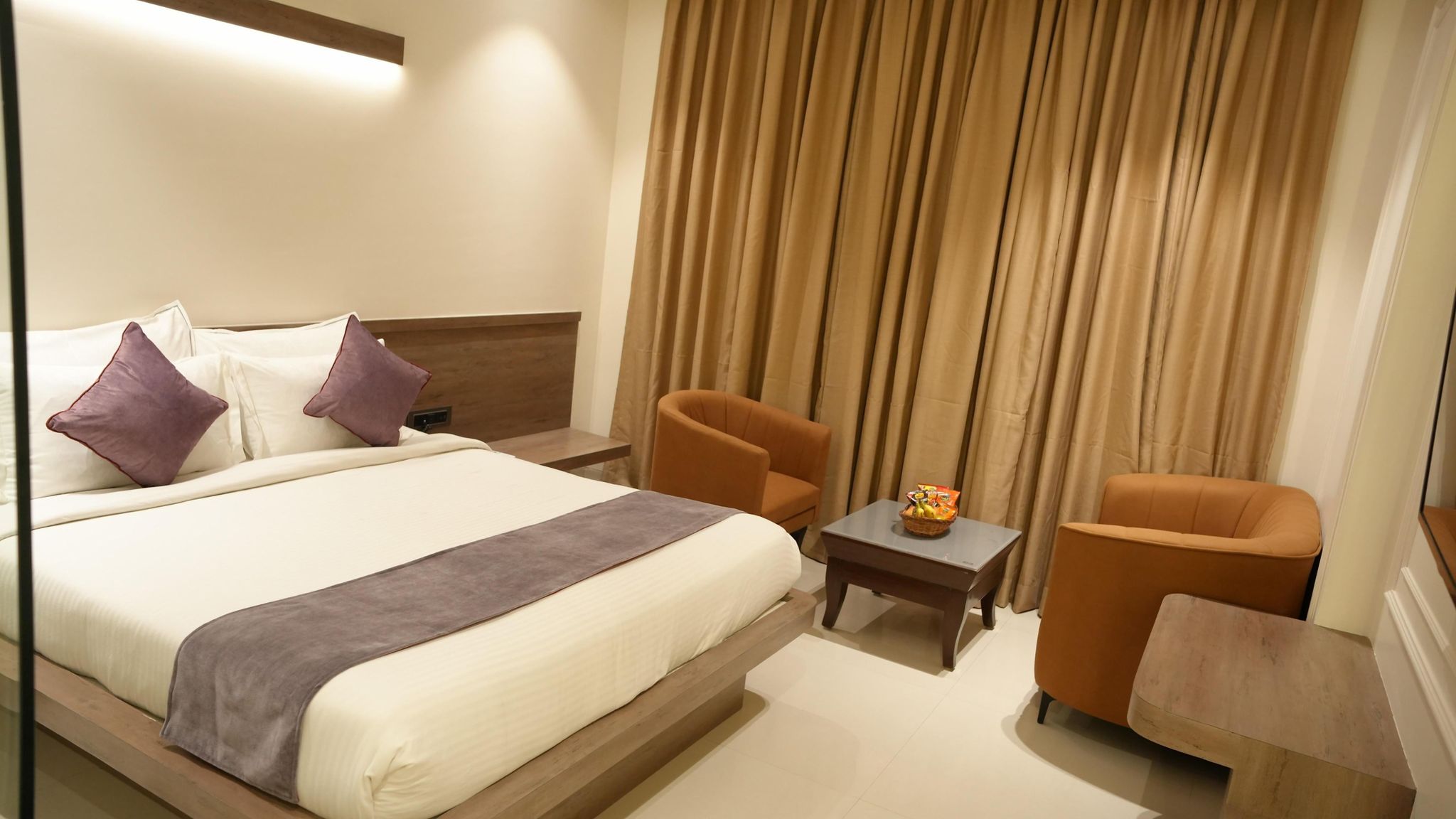 Jivanta Shirdi Deluxe Room 7