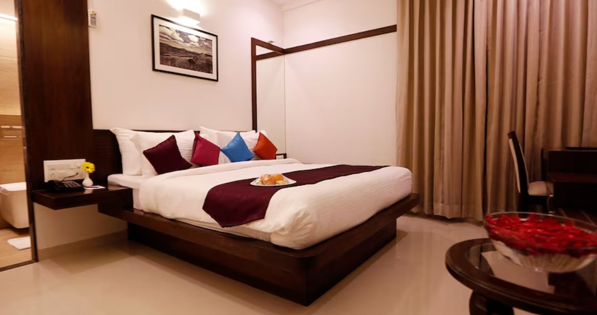 Jivanta Shirdi Deluxe Room 19