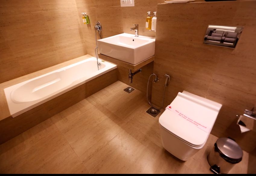 Jivanta Shirdi Deluxe Room 11