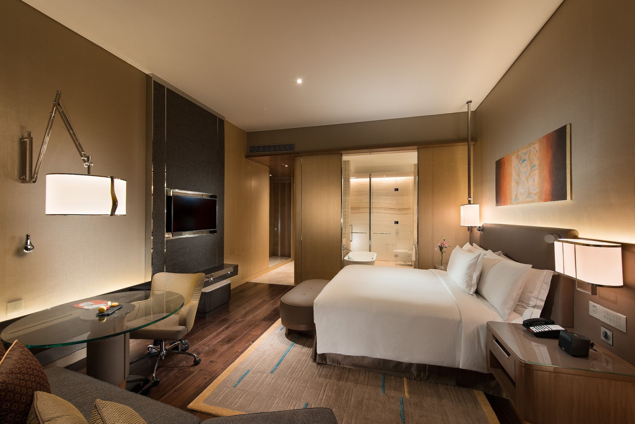Conrad Pune by Hilton Deluxe Room, 1 King Bed 2