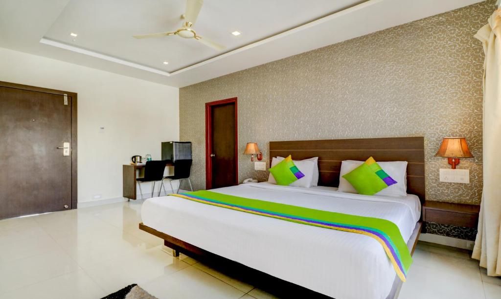 Treebo Orchid Standard Double Room 3