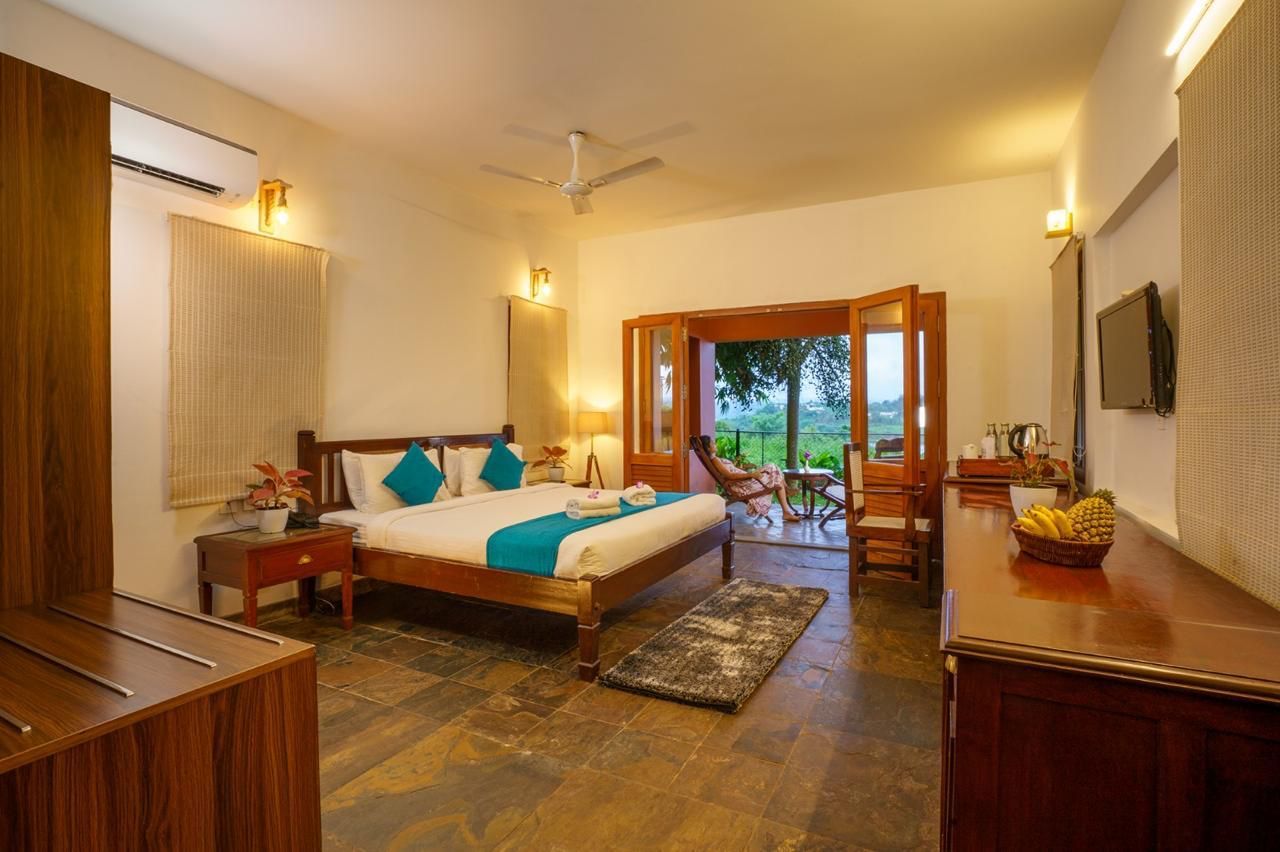 Royal Villa Lake View