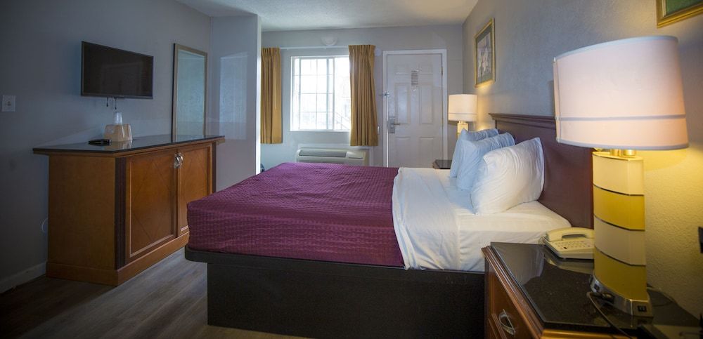 Room, 1 Queen Bed, Non Smoking