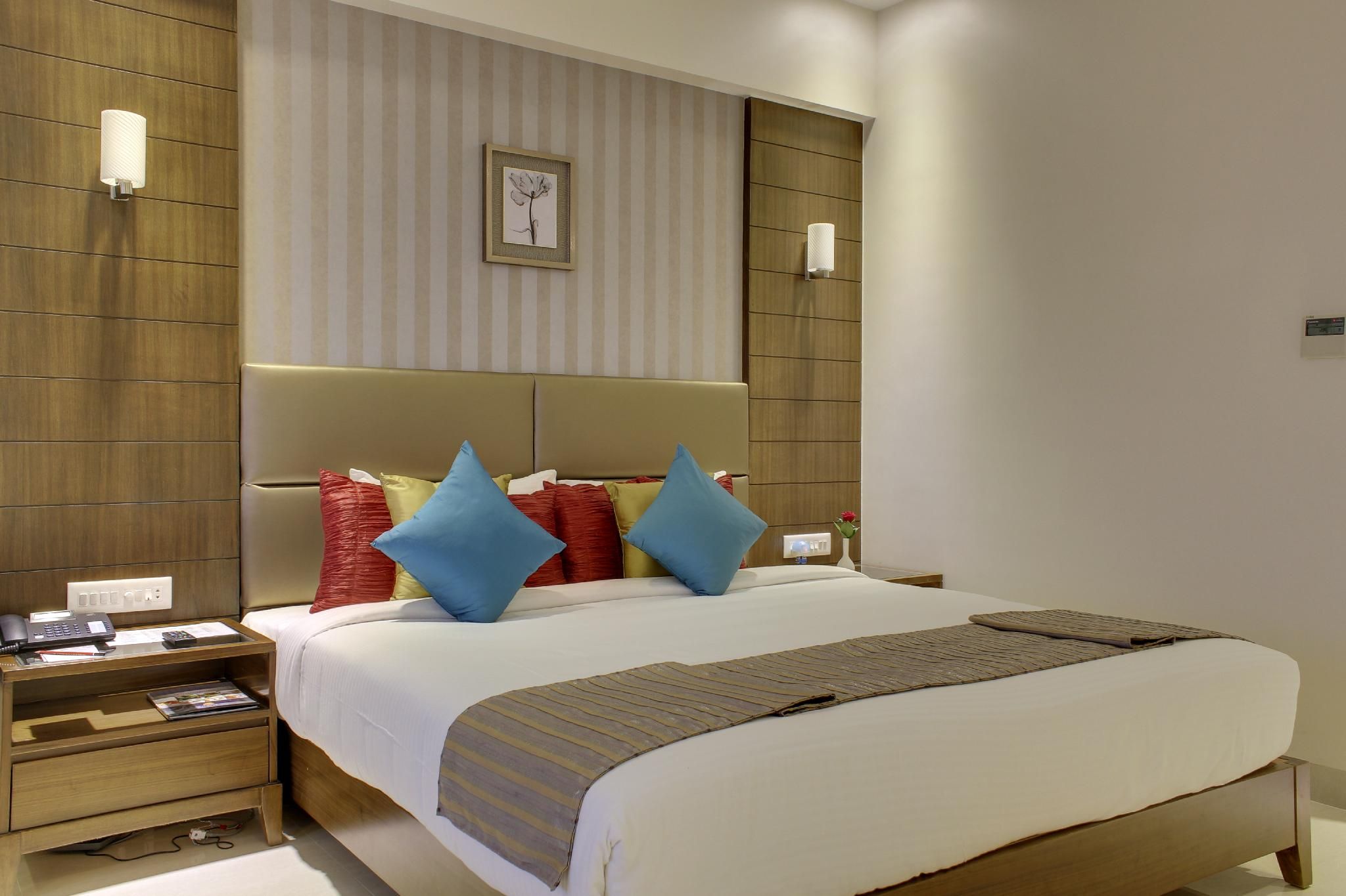 The Radiant Swan Premium Double or Twin Room 4