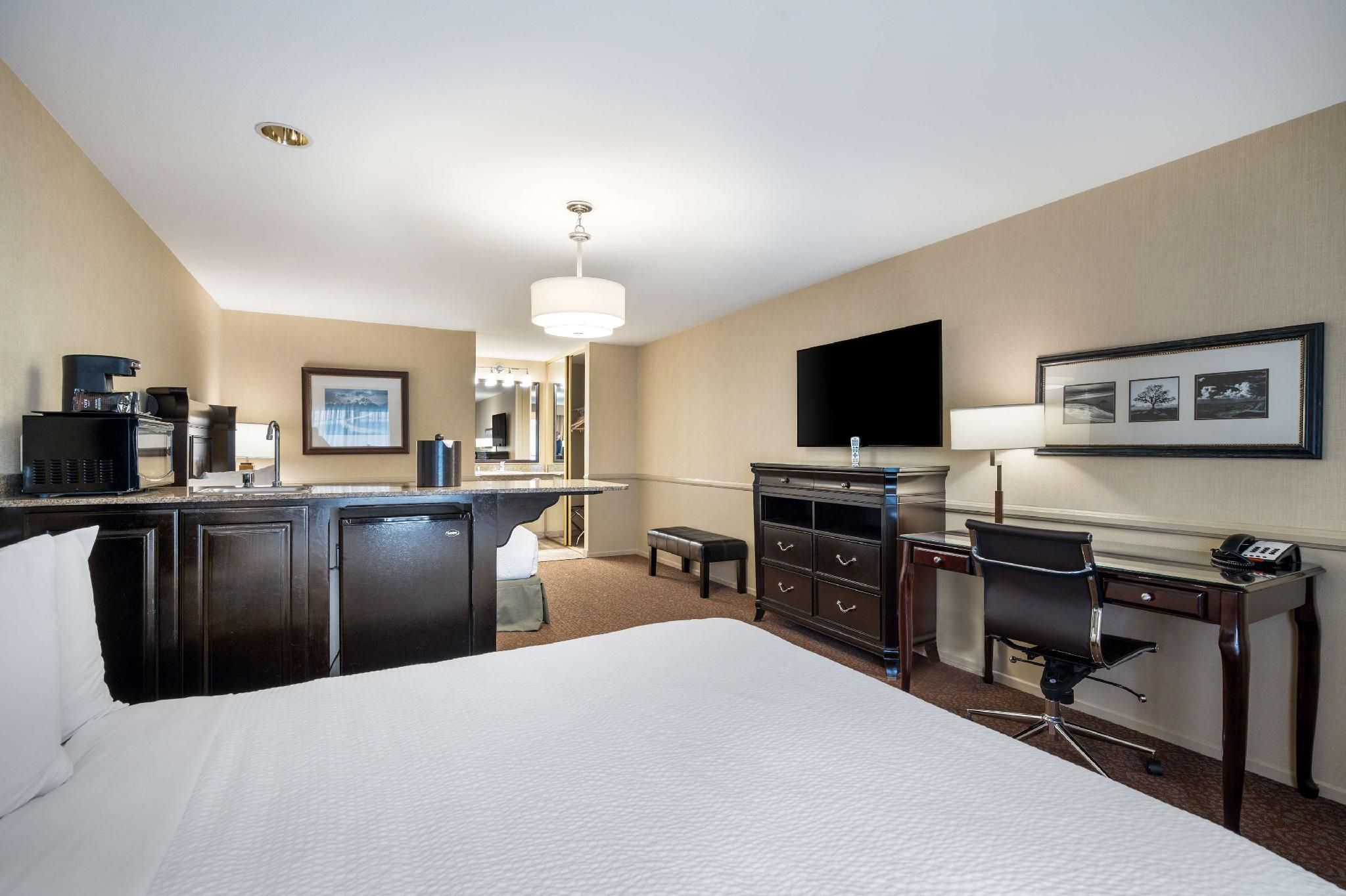 2 queen beds, nonsmoking