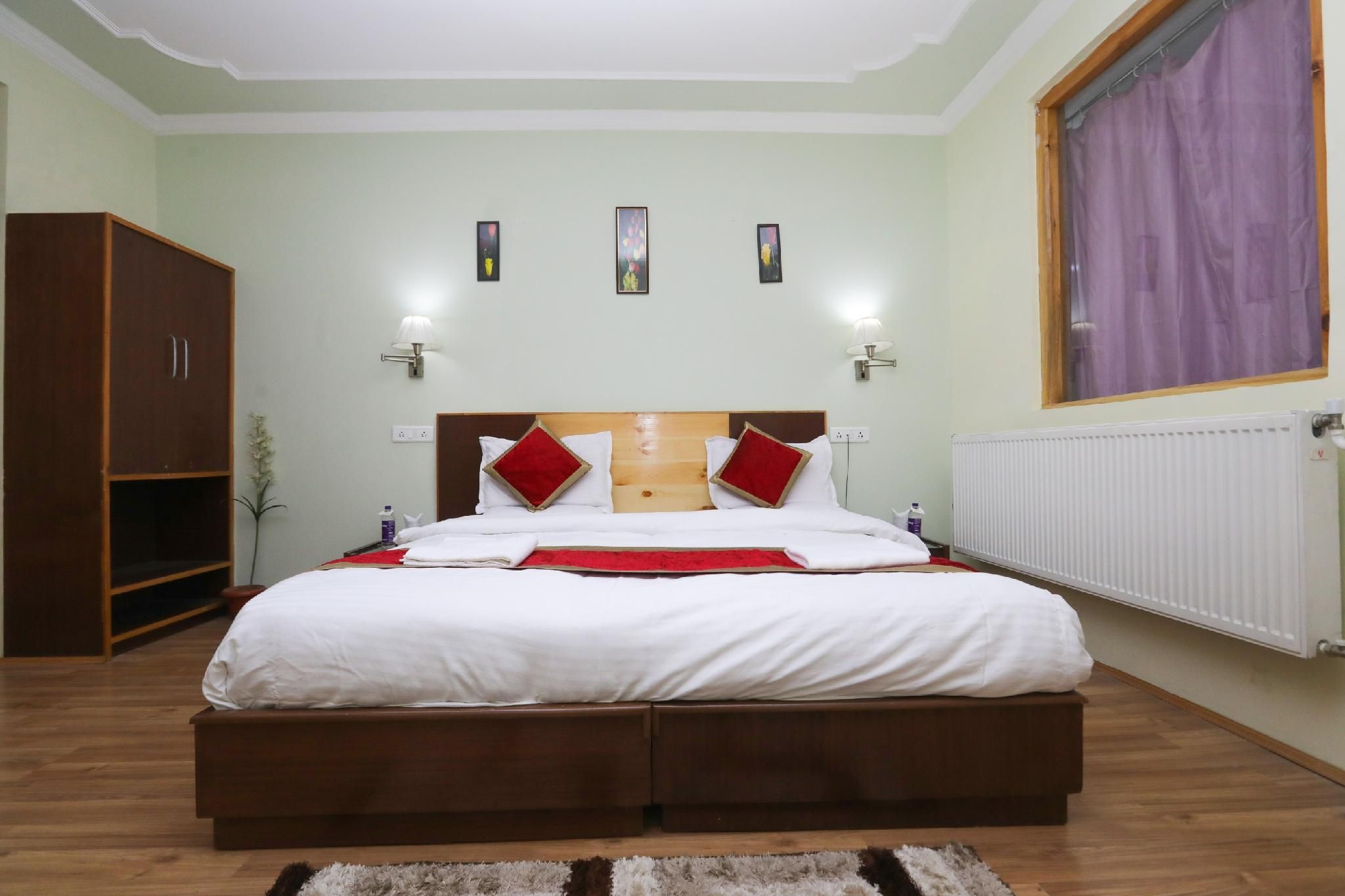 Hotel Royal Holiday DLX M (Deluxe Double or Twin Bed with mountain view) 3