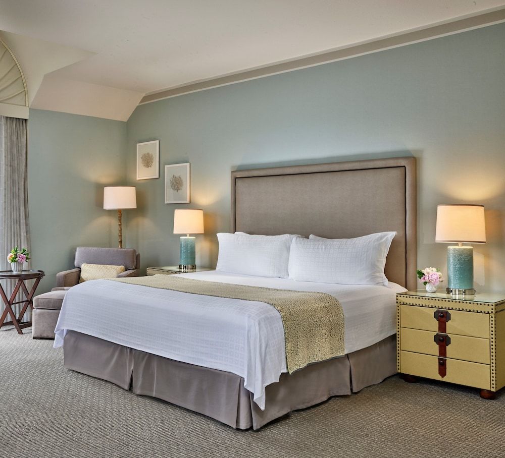 Room, 1 King Bed, Resort View (No Balcony)