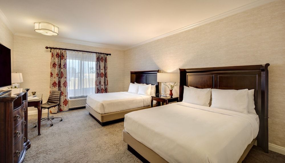 Ayres Hotel Costa Mesa/Newport Beach Deluxe 2 Queen Studio 3