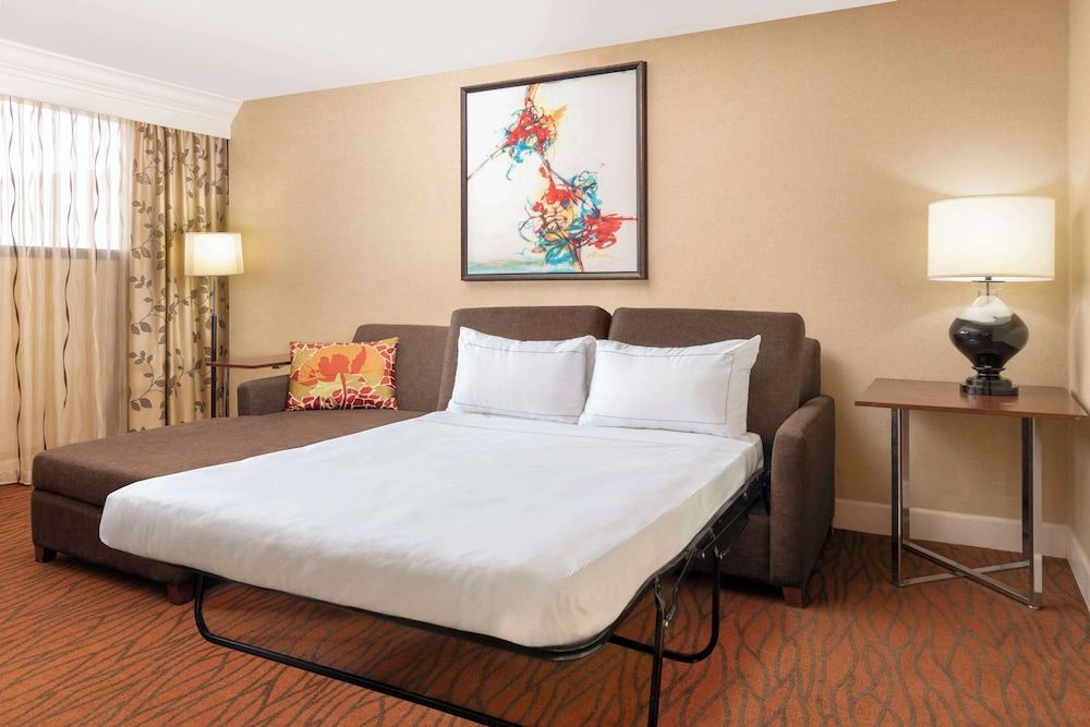 Suite, 1 King Bed (Conference)