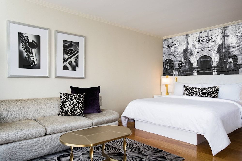 Room, 1 King Bed with Sofa bed, Balcony