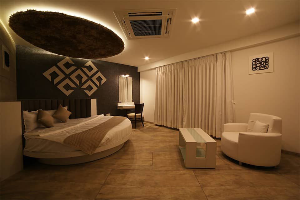 Royal Suites