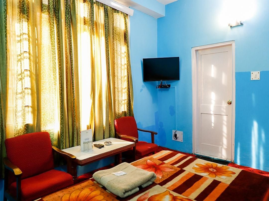 Hotel Aroma Classic Standard Room