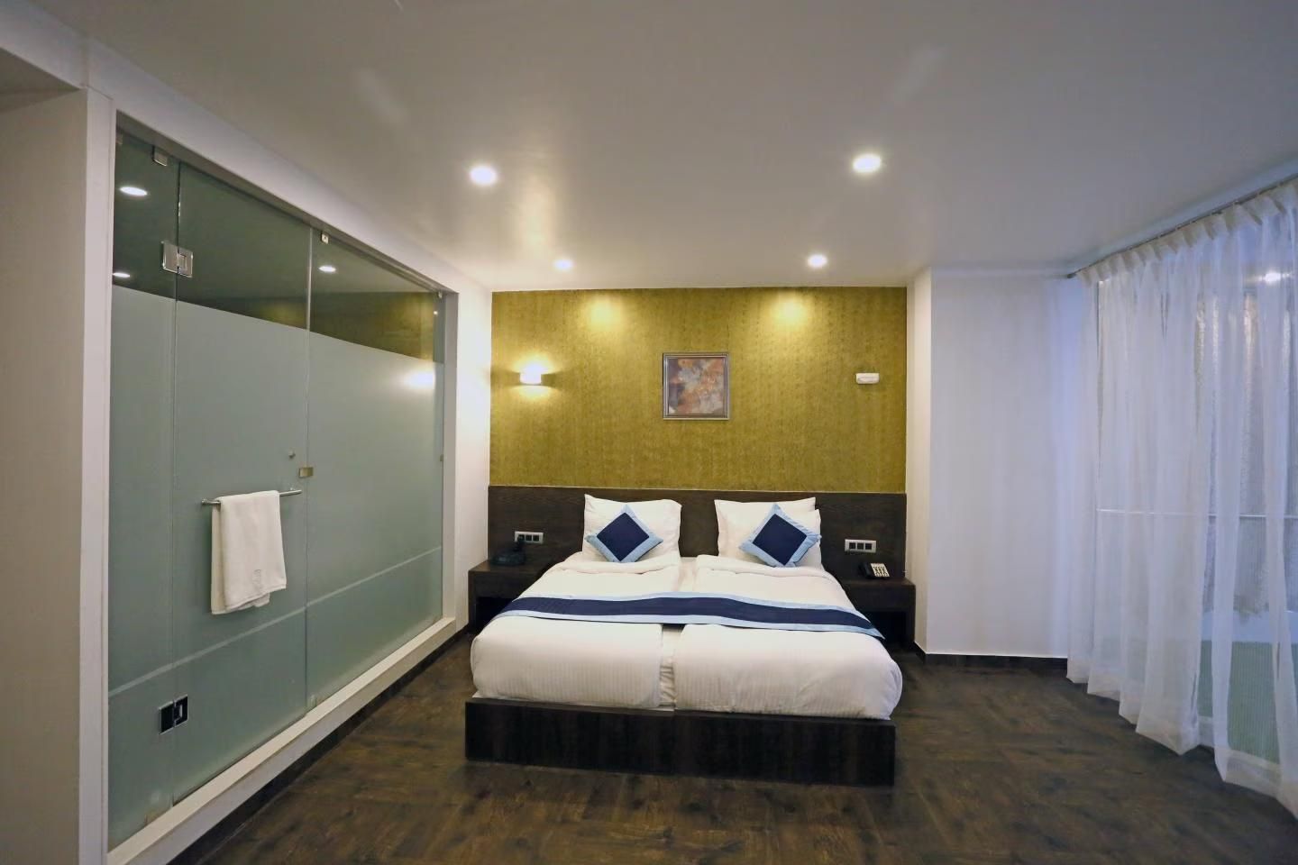 image_1360128_4d22ce07-fd40-4f92-8990-7cd88f9f480c