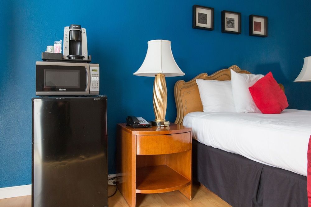 Alpine Inn And Suites Standard Room, 1 Queen Bed 4