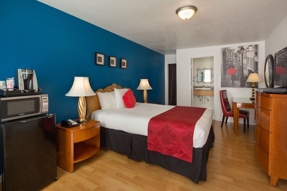 Alpine Inn And Suites Standard Room, 1 Queen Bed 2