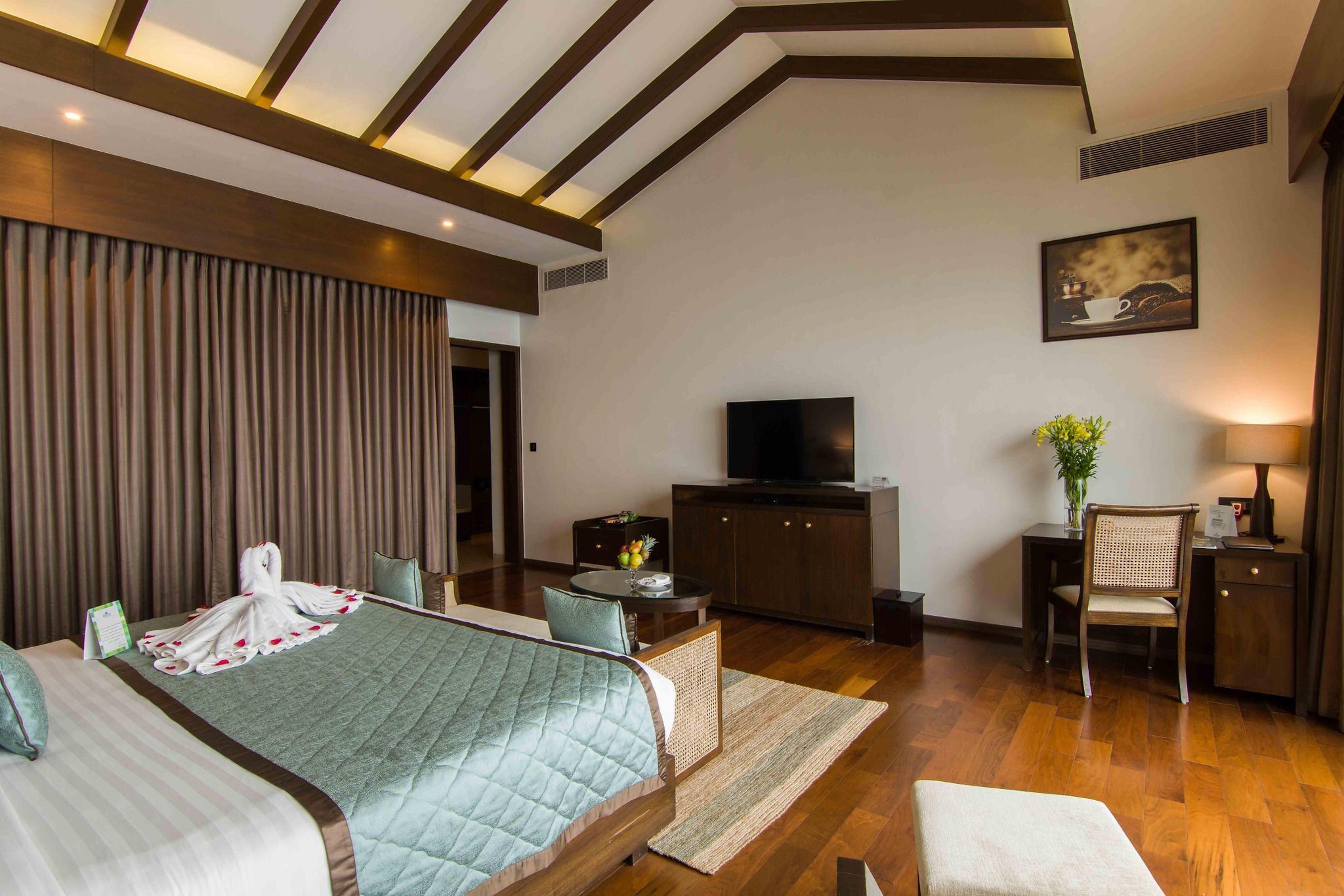 Trivik Hotels & Resorts Chikmagalur Coffee Suite 2