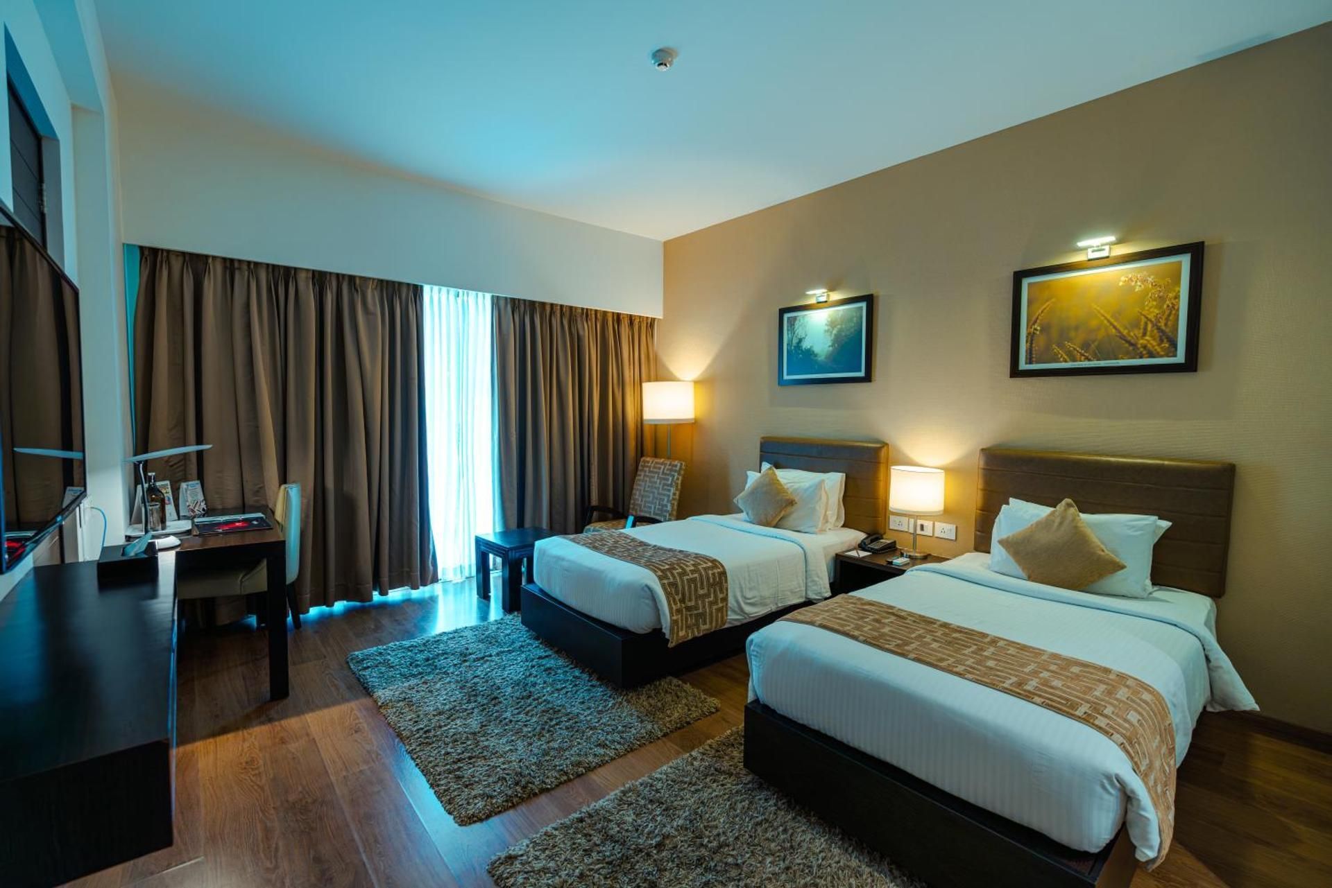 Signature Suite, 1 Bedroom, Garden View, Lakeside