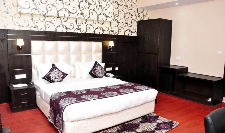 The Revanta Deluxe Room 2