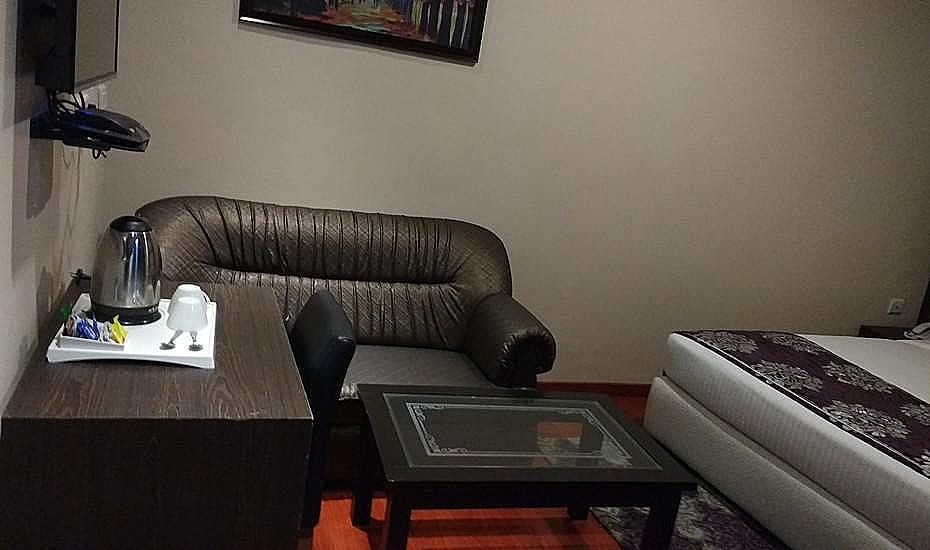 The Revanta Deluxe Room 6