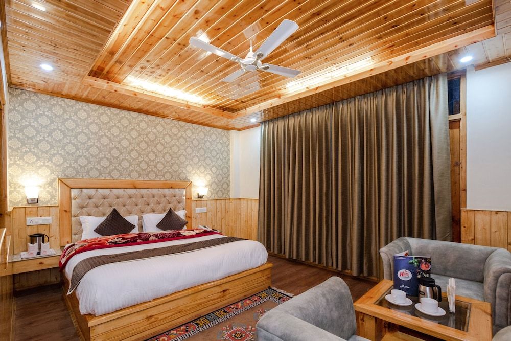 Premium Wooden Room