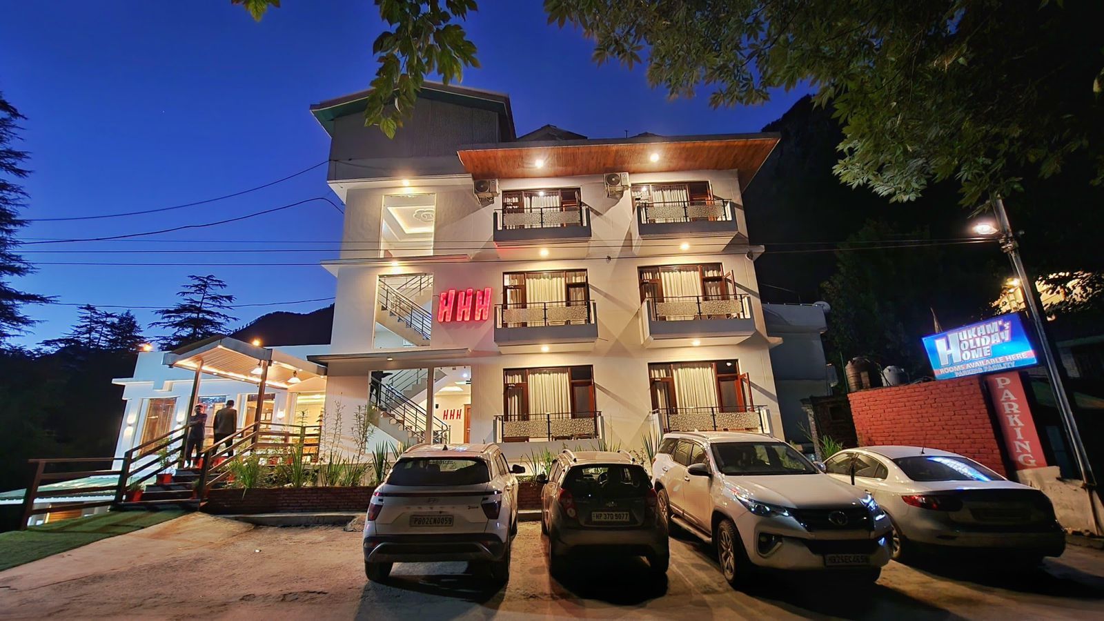 Hotel Hukam's Holiday Home