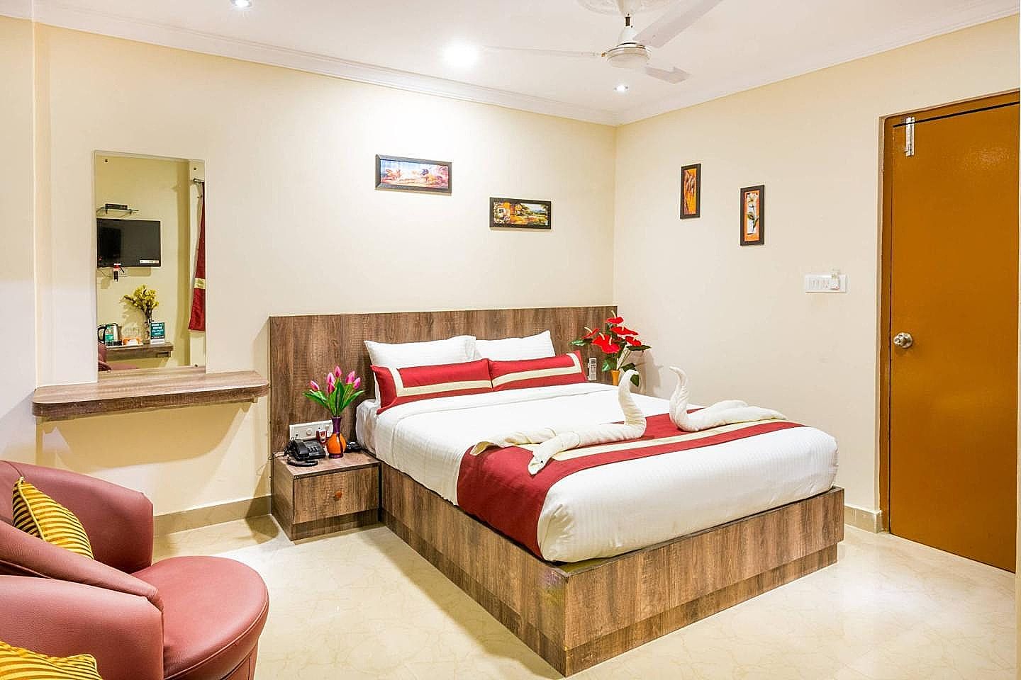 Octave Hotel & Spa JP Nagar Super Deluxe Double 8