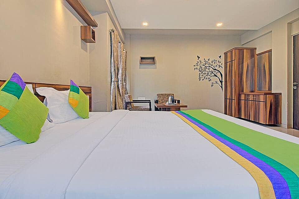 Treebo Sumati Baner Standard Double Room 8