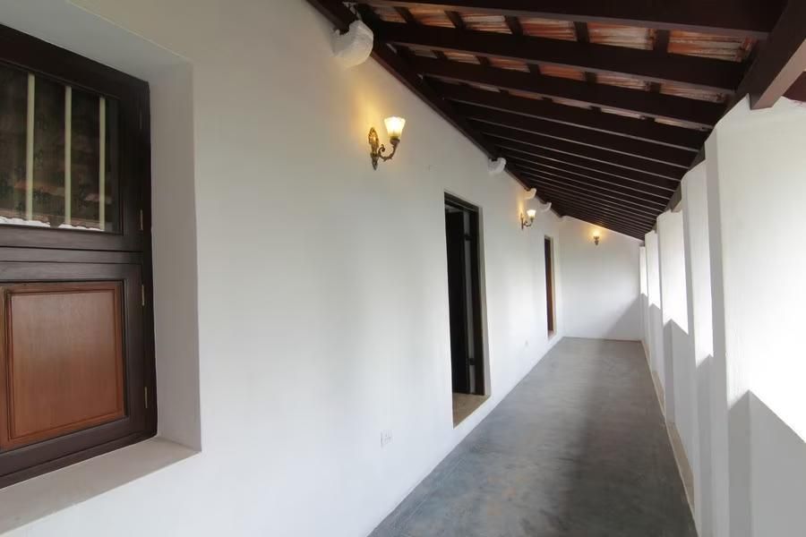 undefined Esparan Heritage 5