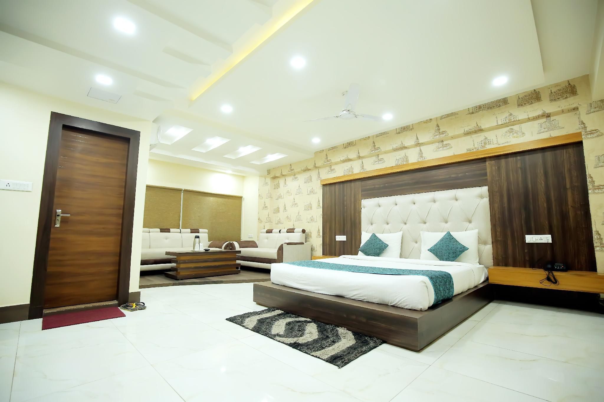 Hotel jatashankar palace Suite Room 2