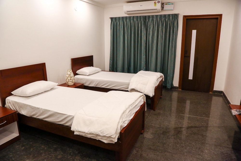 The Verda Prakyathi Executive Room 6
